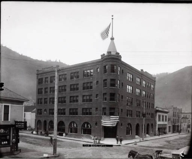 Wallace (Idaho), Samuel's Hotel, 1908
